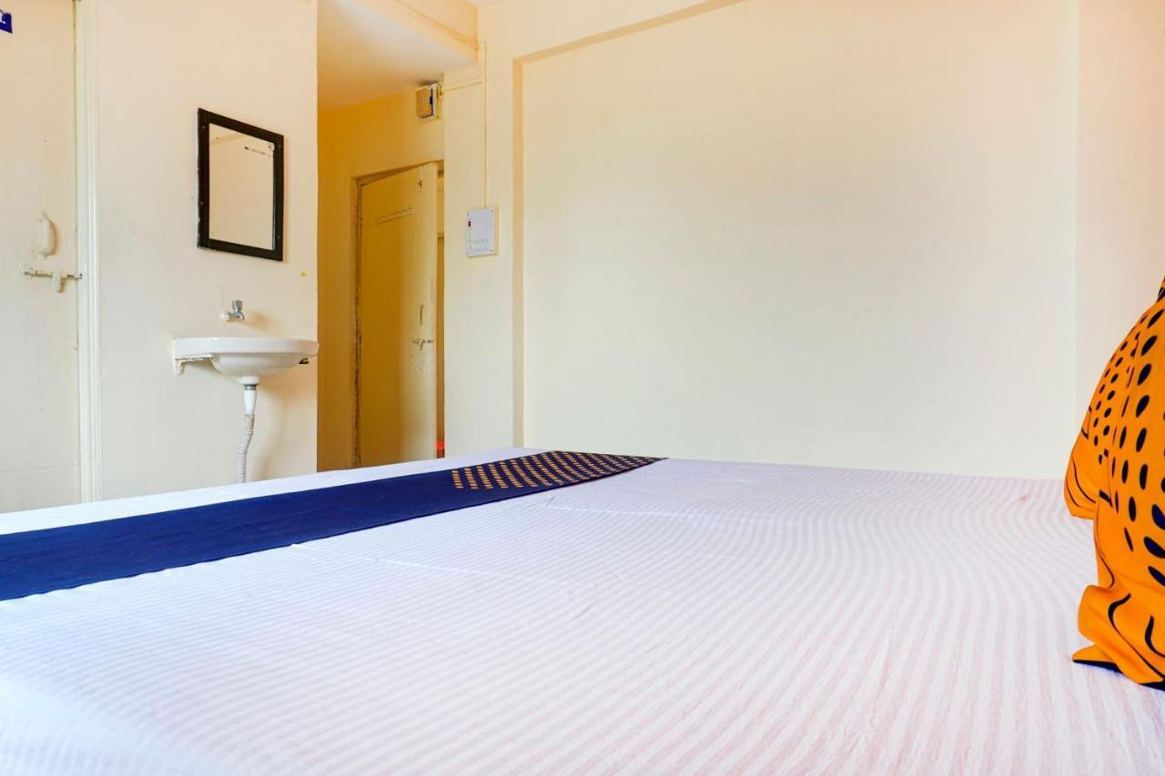Spot On 82626 Hotel Shivtara Morgaon 외부 사진