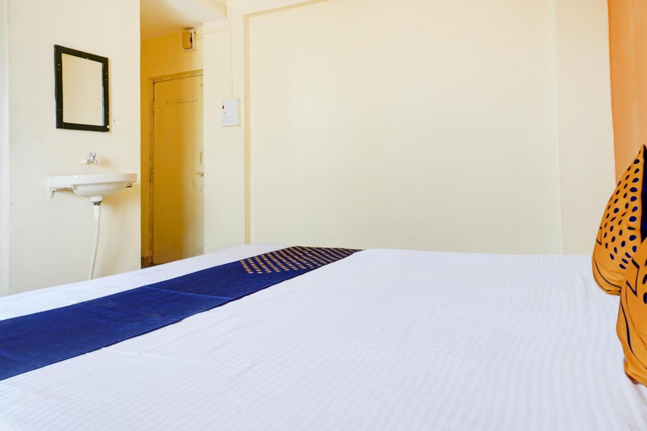 Spot On 82626 Hotel Shivtara Morgaon 외부 사진