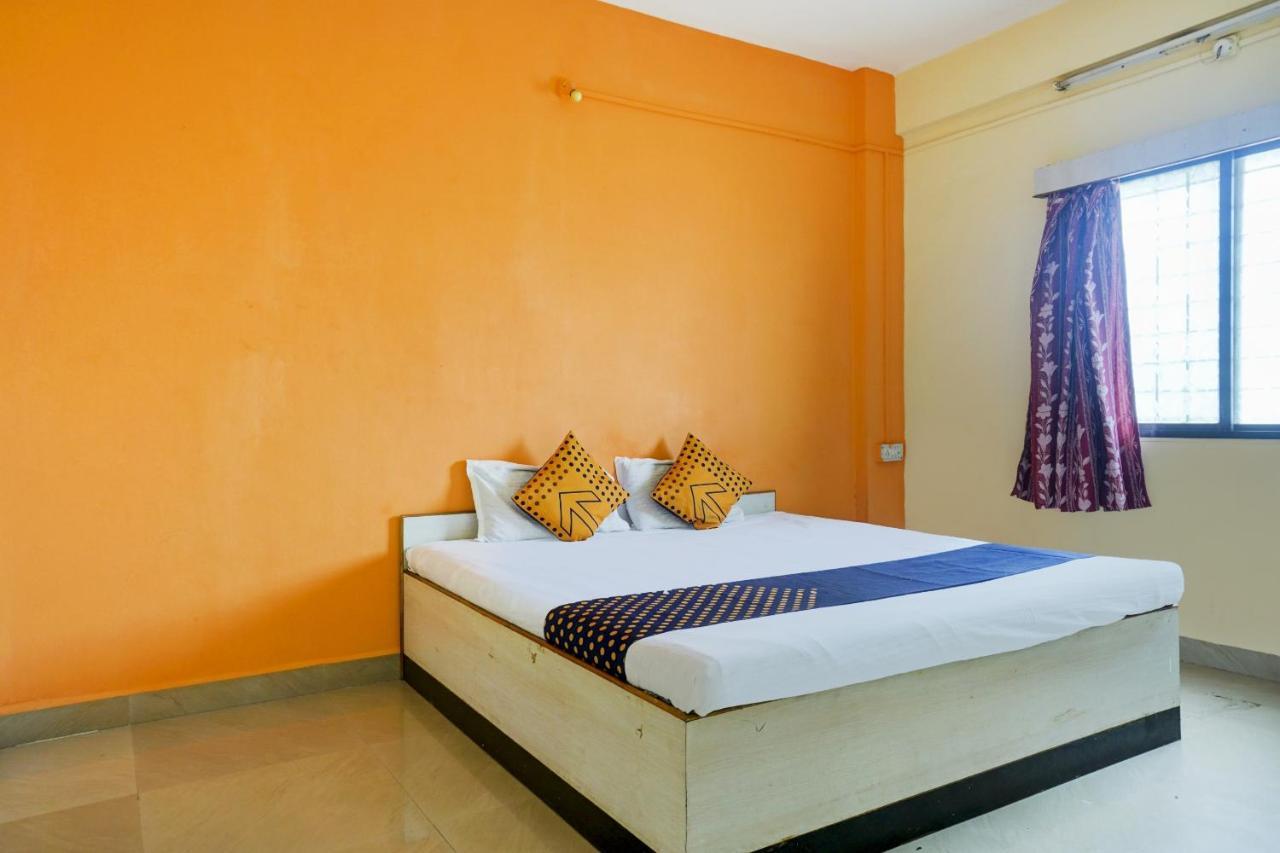 Spot On 82626 Hotel Shivtara Morgaon 외부 사진